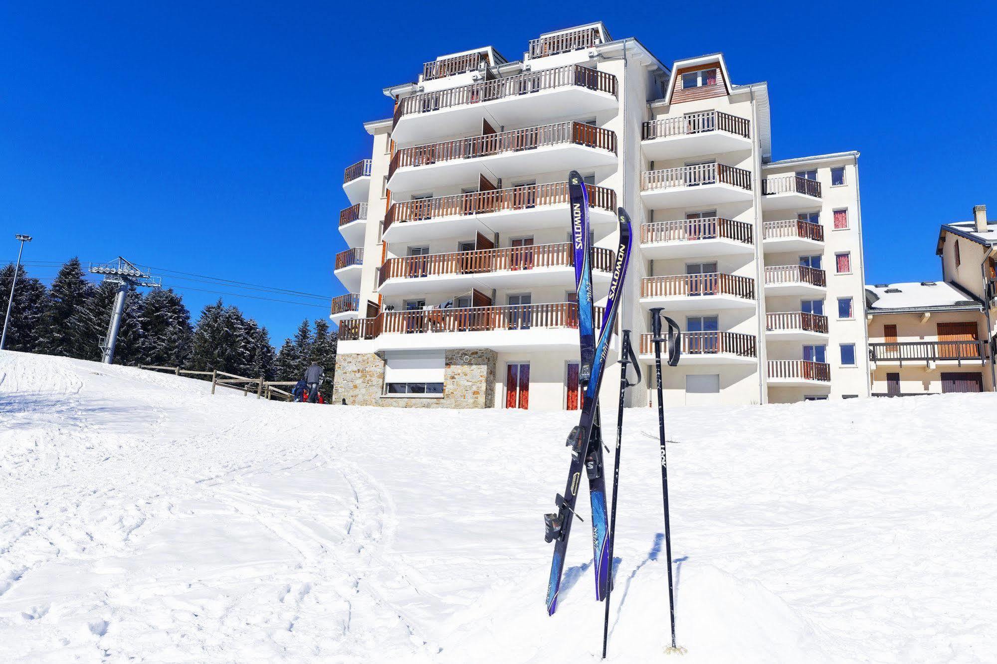 Residence Nemea Les Balcons D'Ax Ax-les-Thermes Exterior photo